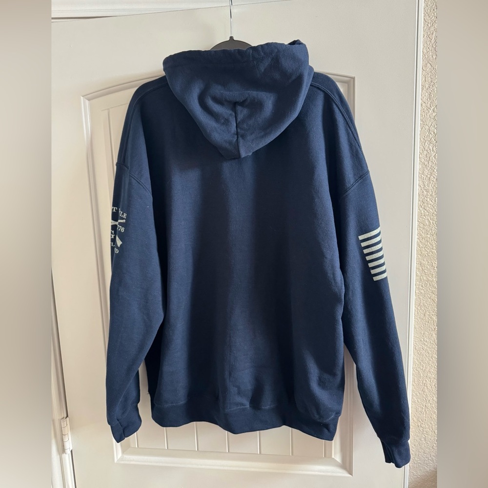 Grunt Style Men’s Dark Blue Hoodie. Size XL. - Picture 6 of 6